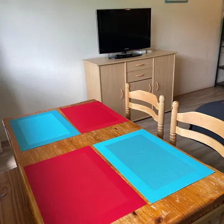 Pied De Pistes Tour De La Biche Бес-э-Сент-Анастез