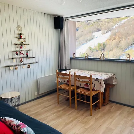 Апартаменты Pied De Pistes Tour De La Biche *