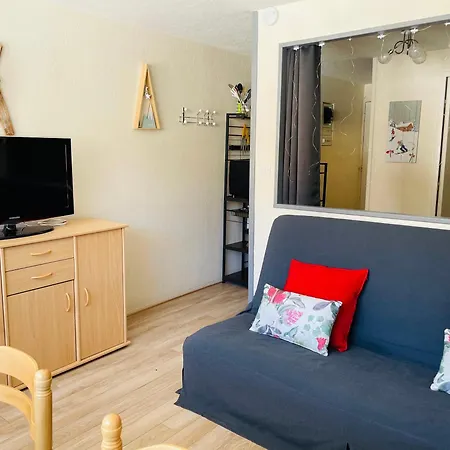 Апартаменты Pied De Pistes Tour De La Biche